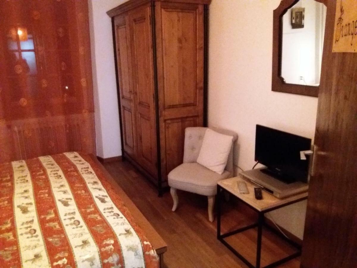 Chambres D'Hotes Chez Pierrot Et Flo Vugelles-La Mothe Kültér fotó